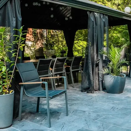 Διαμέρισμα Historic Hunting Turned Luxury In Vibrant