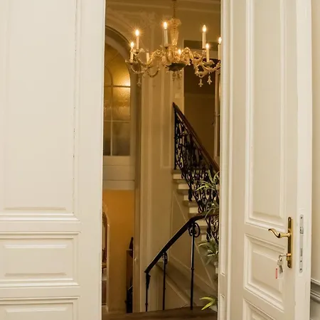 Διαμέρισμα Historic Hunting Turned Luxury In Vibrant Μπάντεν